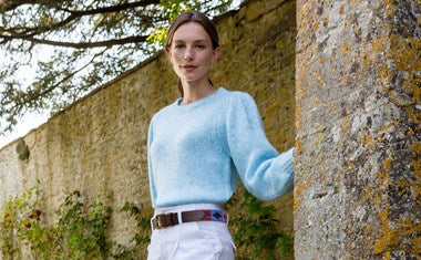 Combine Pantone's Colours of the Year 2022 with pampeano